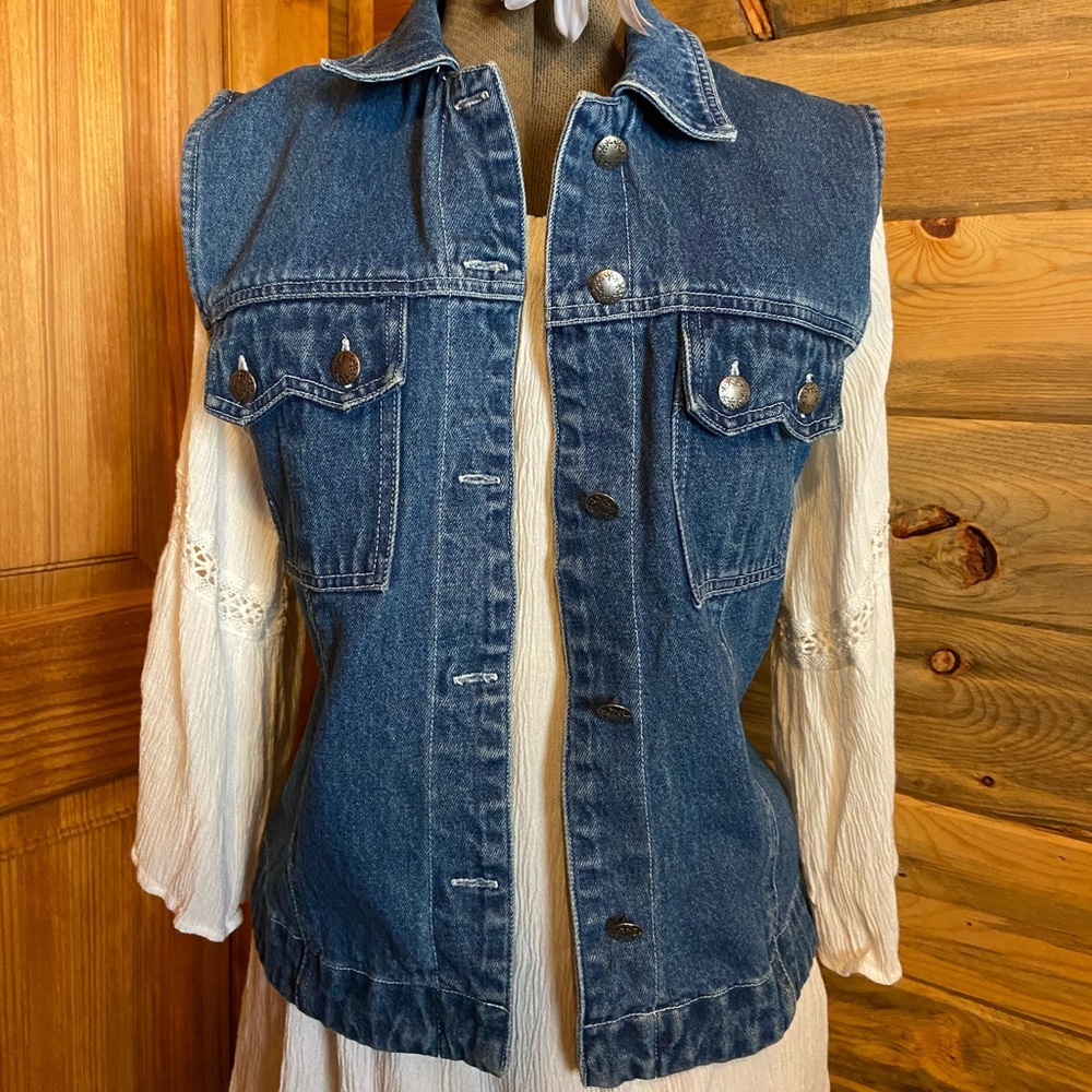 4/$20 - Stonebridge jean vest